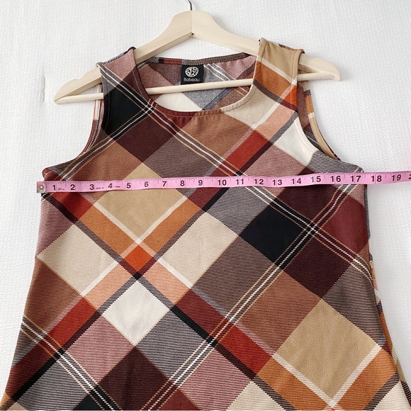 Bobeau Autumn Plaid Sleeveless Top - Picture 4 of 8